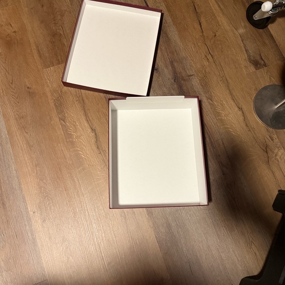 Gucci Burgundy Shoe Box - Picture 8 of 8